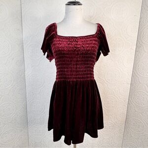 Urban Outfitters sz LARGE Burgundy Velvet Shorts Romper Dress Ruched Fairy MINT
